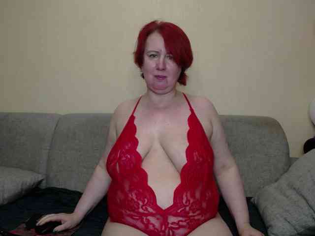 NikolRedMilf webcam