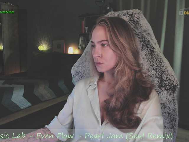 eva-adamova's BongaCams show and profile