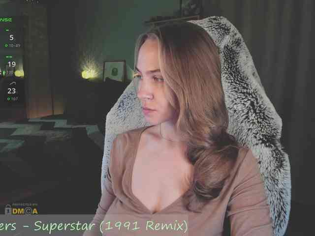 eva-adamova Live Webcam on BongaCams