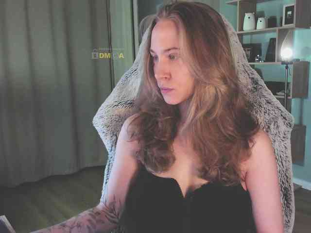 Adamova_Eva webcam