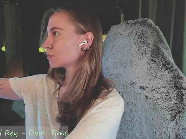 Adamova_Eva webcam