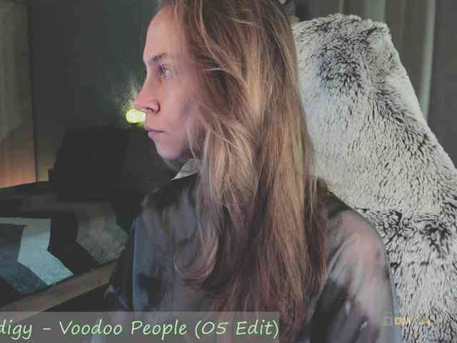 eva-adamova Live Webcam on BongaCams