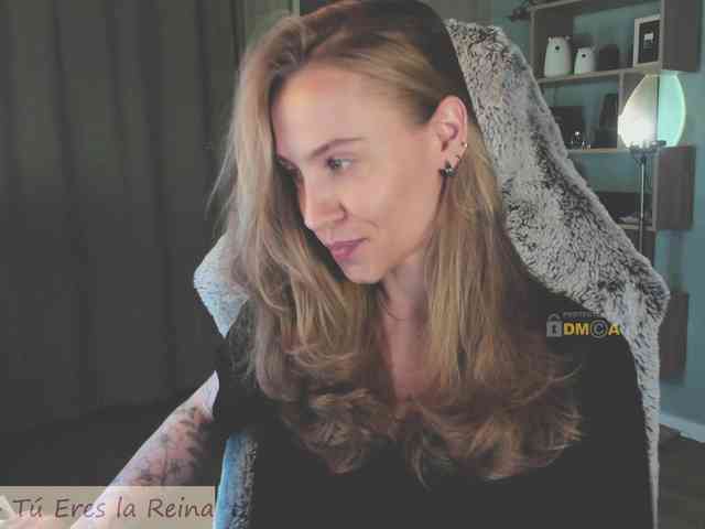 nude voyeur cam Eva-adamova