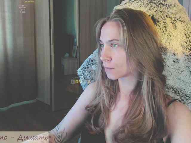 Adamova_Eva webcam