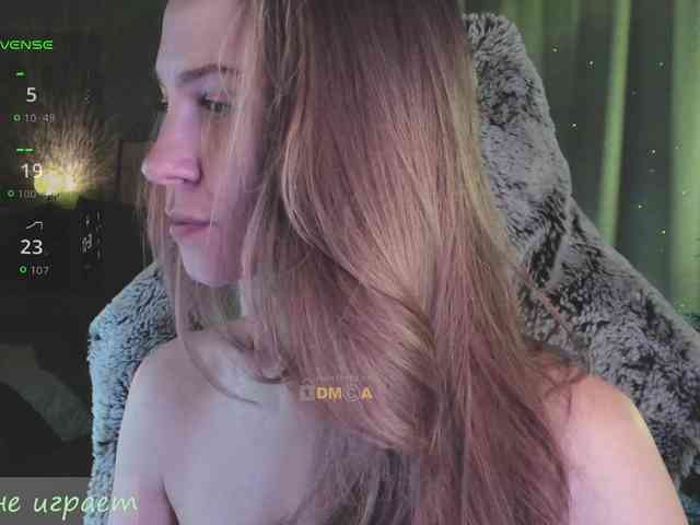 eva-adamova Live Webcam on BongaCams