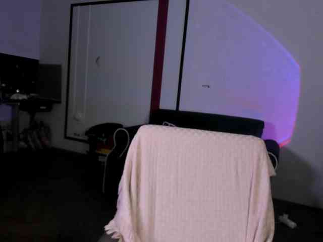 ATOMICKETCHUP webcam