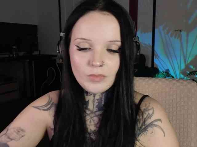 ATOMICKETCHUP webcam