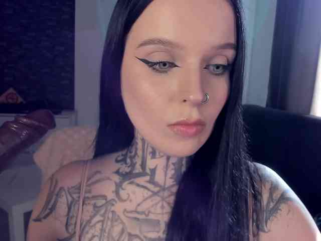 ATOMICKETCHUP Live Webcam on BongaCams