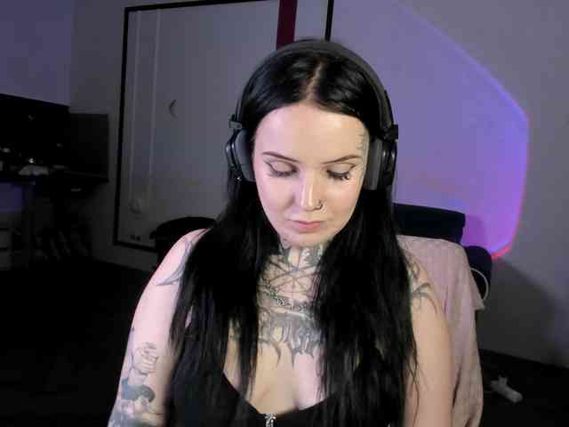 ATOMICKETCHUP webcam