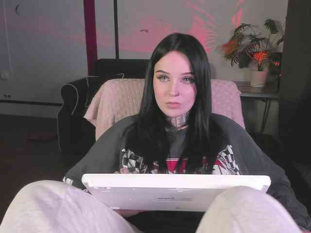 ATOMICKETCHUP webcam