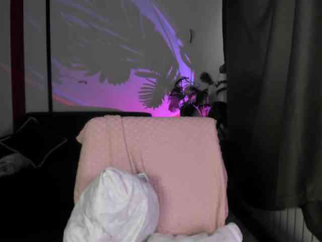 ATOMICKETCHUP webcam