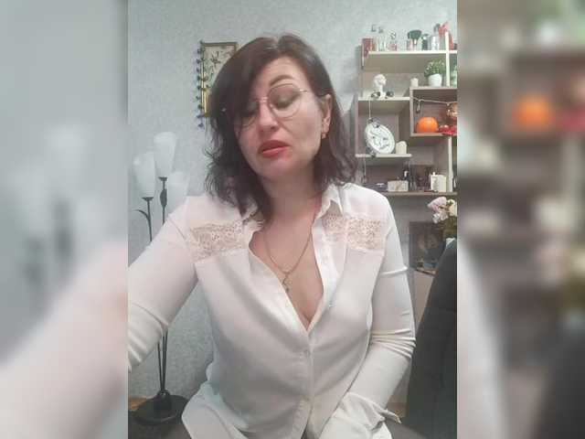 ElenaDroseraa's BongaCams show and profile