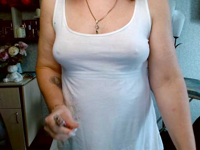 ElenaDroseraa's BongaCams show and profile