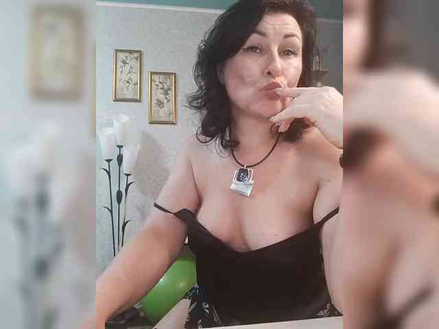 ElenaDroseraa Live Webcam on BongaCams