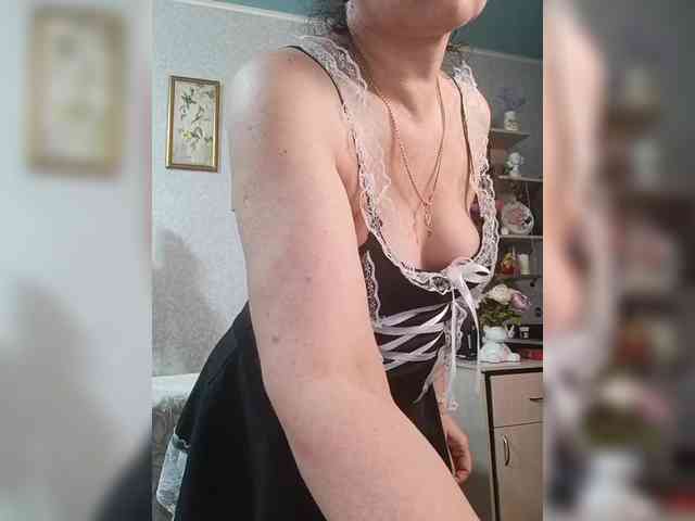 Ellie_ webcam