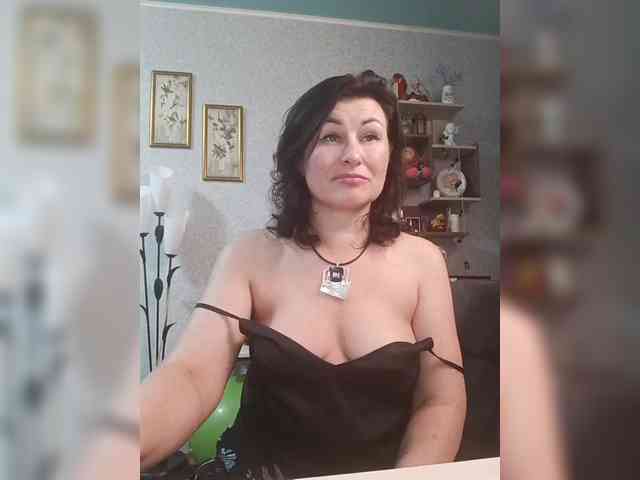 Ellie_ webcam