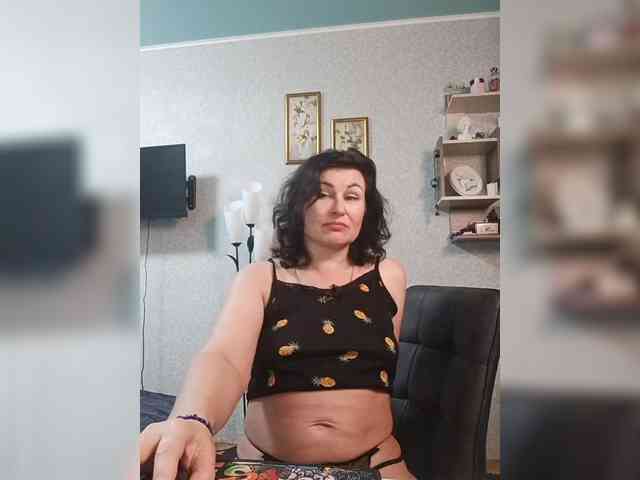 Ellie_ webcam