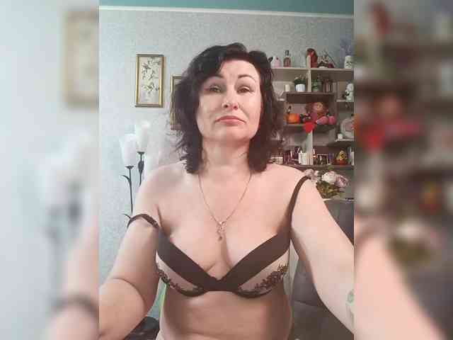 Ellie_ webcam