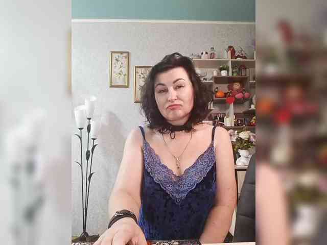Ellie_ webcam