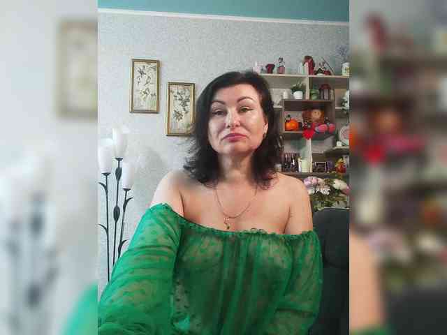chat xxx ElenaDroseraa