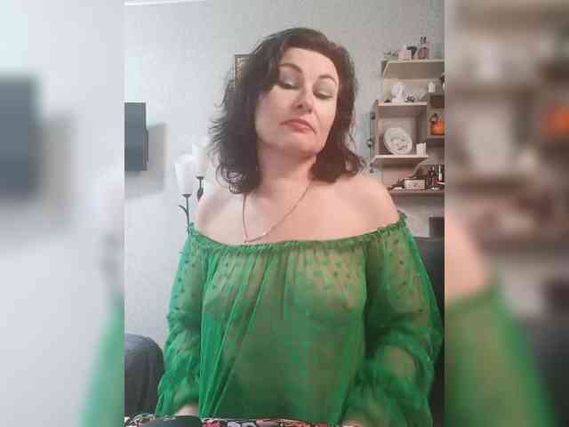 Ellie_ webcam