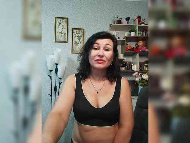 ElenaDroseraa Live Webcam on BongaCams