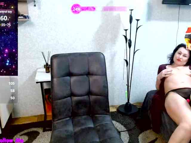 Ellie_ webcam