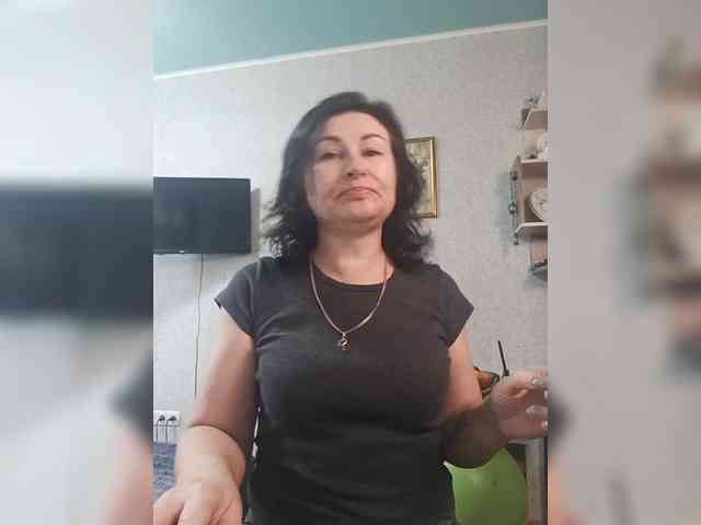 Ellie_ webcam