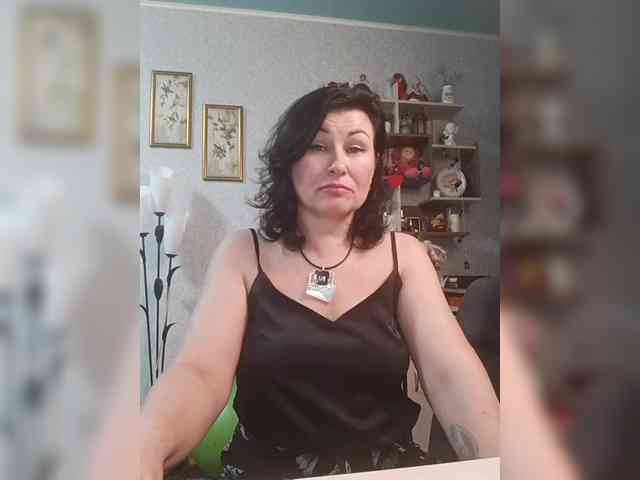 Ellie_ webcam