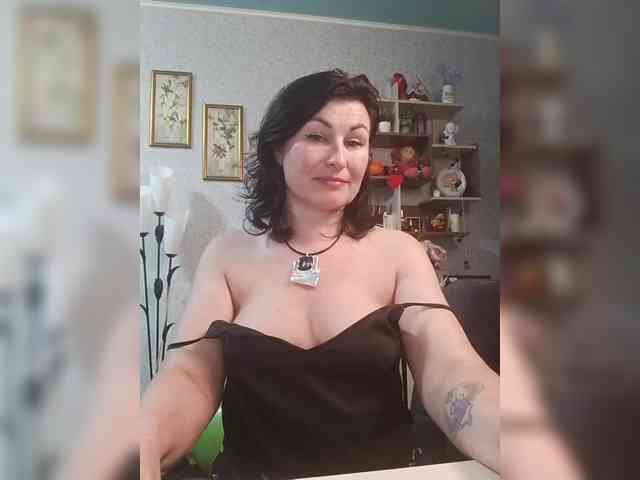 Ellie_ webcam
