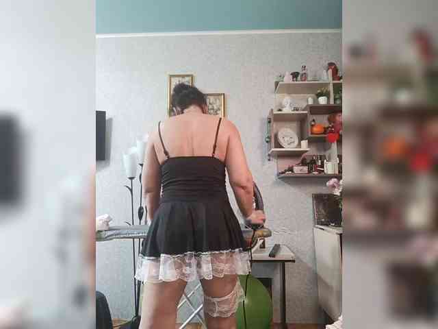 Ellie_ webcam