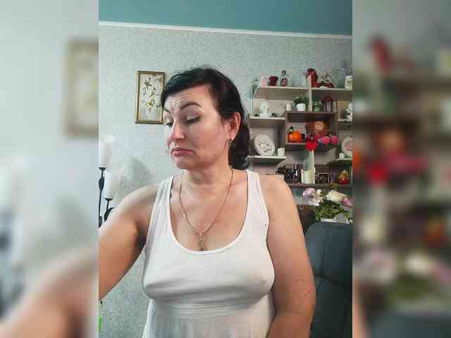 Ellie_ webcam