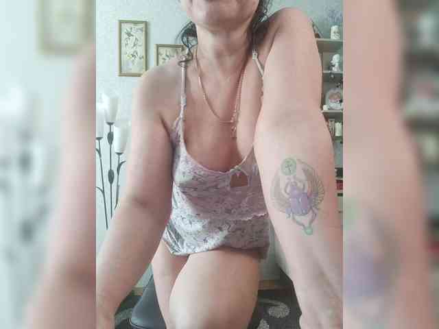 ElenaDroseraa's webcam live show