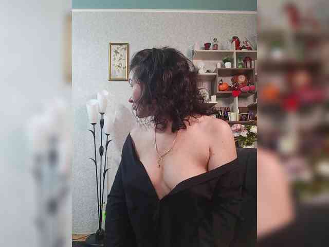 Ellie_ webcam