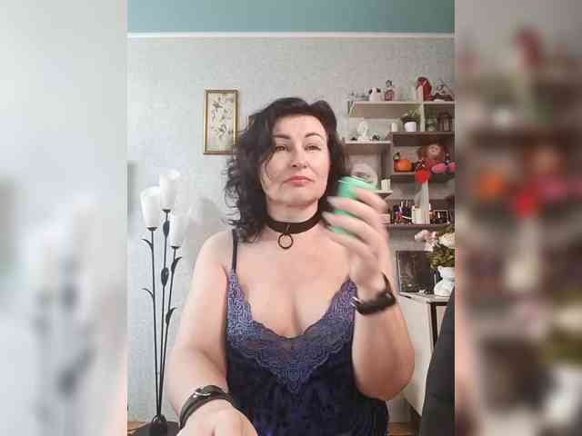Ellie_ webcam