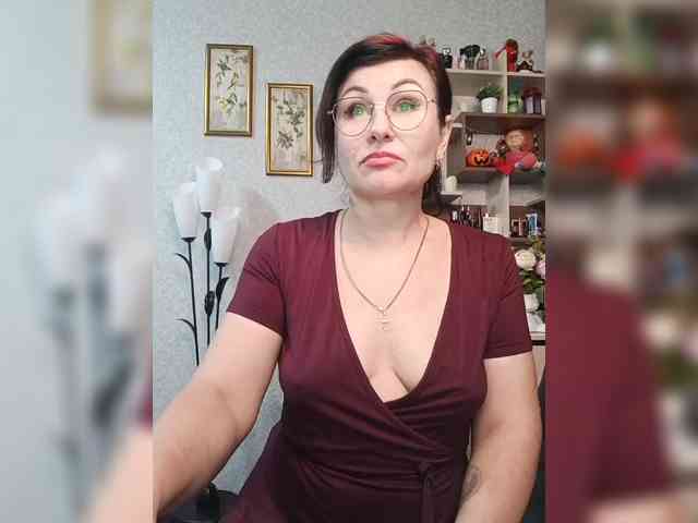 ElenaDroseraa ElenaDroseraa