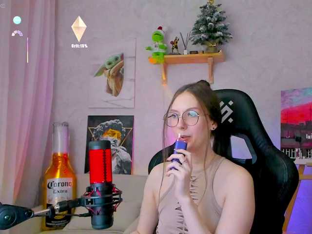 -Lovely's BongaCams show and profile