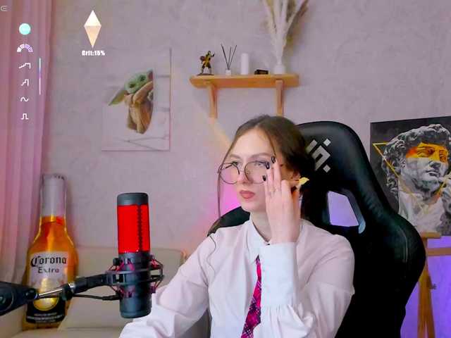 -Lovely's BongaCams show and profile