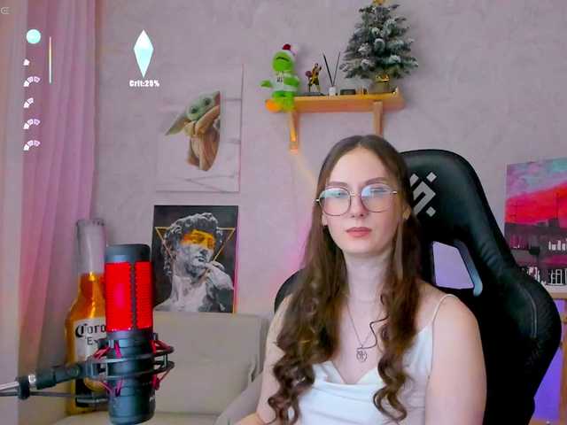 -Lovely's BongaCams show and profile