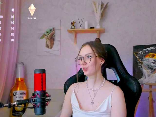 -Lovely's BongaCams show and profile