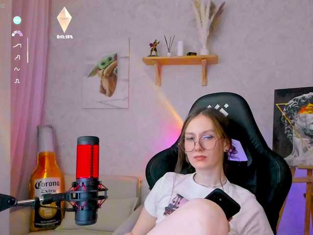 -Lovely live cam profile