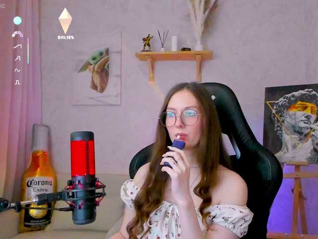 -Lovely's BongaCams show and profile