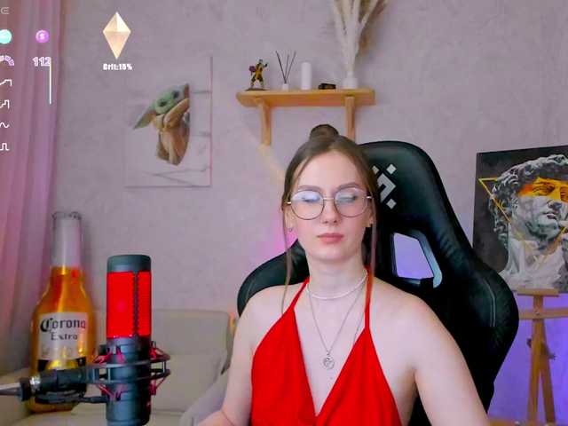 -Lovely's BongaCams show and profile