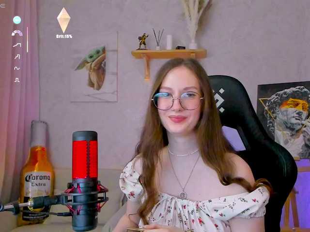 -Lovely's BongaCams show and profile