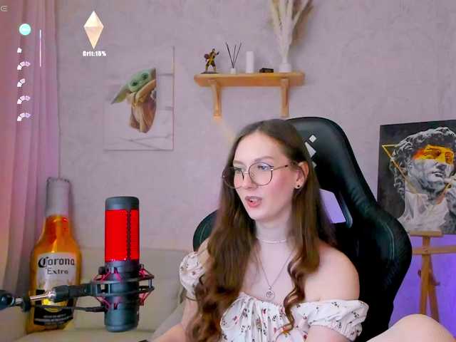 -Lovely's BongaCams show and profile