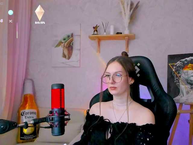 -Lovely's BongaCams show and profile