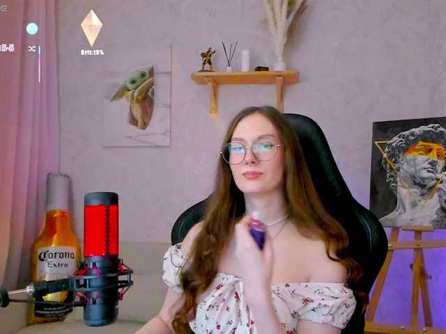 -Lovely's BongaCams show and profile