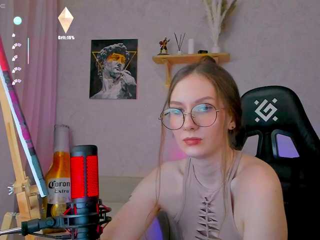 -Lovely's BongaCams show and profile