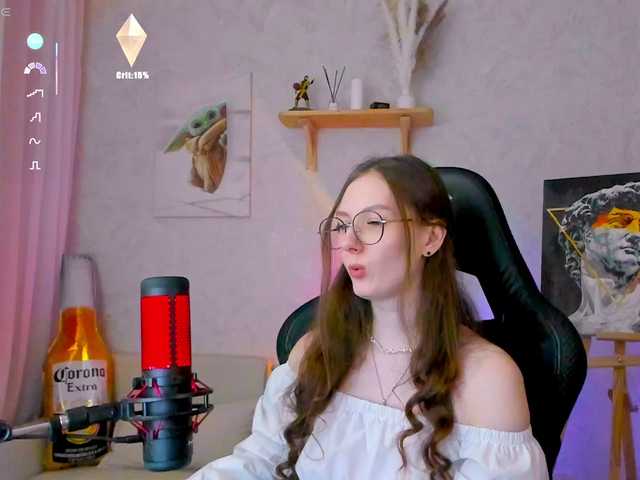 -Lovely's BongaCams show and profile