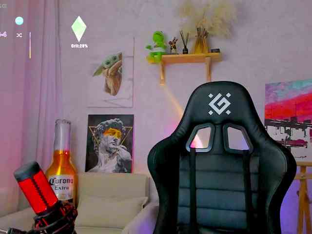 KiraRumGirl webcam